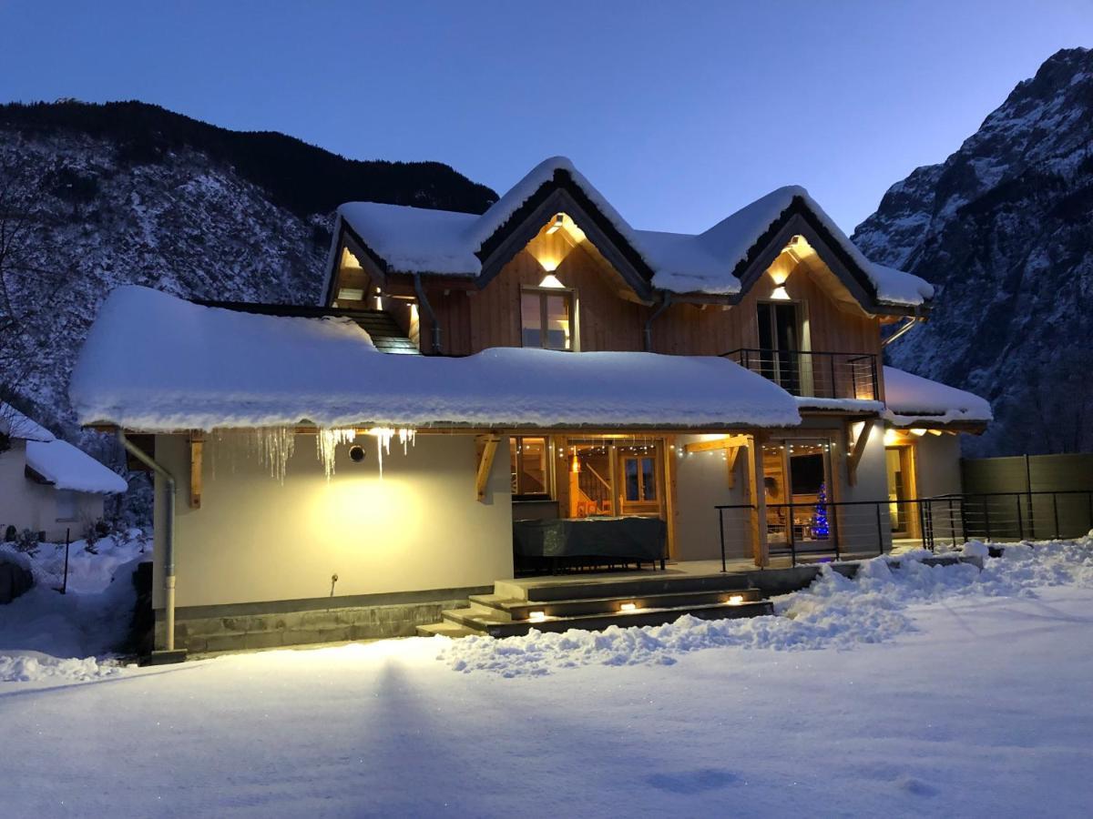 Chalet Barbara With Swimming Pool In The Heart Of Oisans Le Bourg-dʼOisans Екстериор снимка