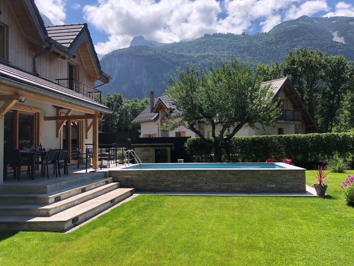 Chalet Barbara With Swimming Pool In The Heart Of Oisans Le Bourg-dʼOisans Екстериор снимка
