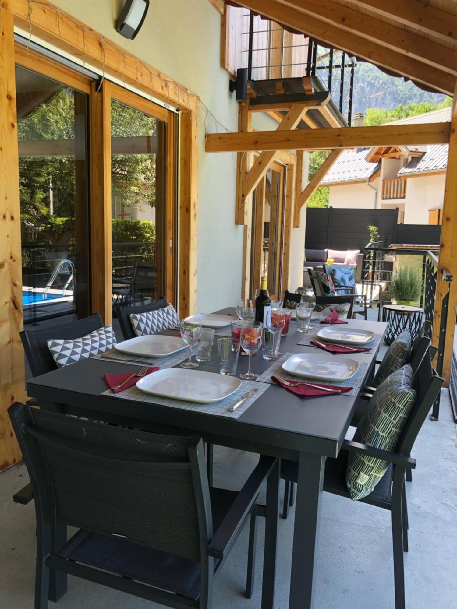 Chalet Barbara With Swimming Pool In The Heart Of Oisans Le Bourg-dʼOisans Екстериор снимка